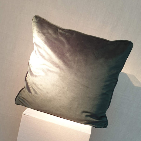 Cushion Velvet Royal Green 45x45